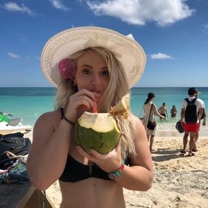 Meet your Posher, Kristina